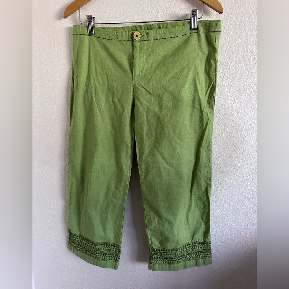 Prana Yoga pants or long shorts with embellishment in green- Size 4